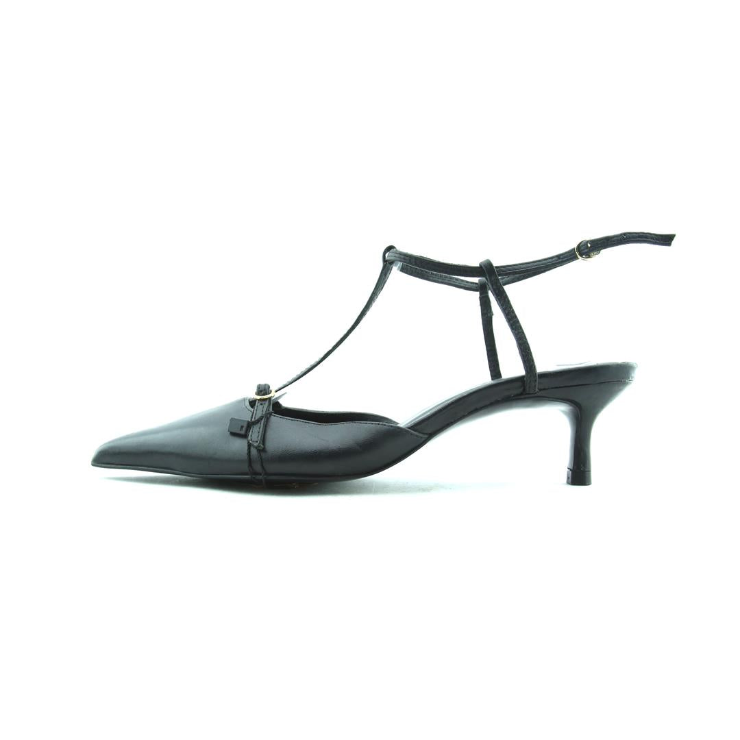 ZARA. .