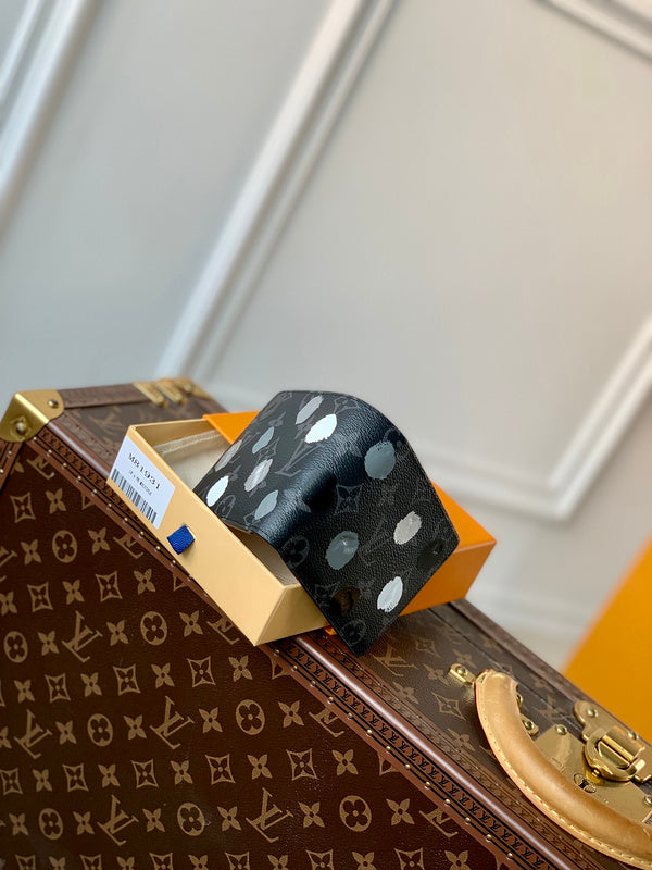 Amelia- LOV  Luxury  Wallets - 300