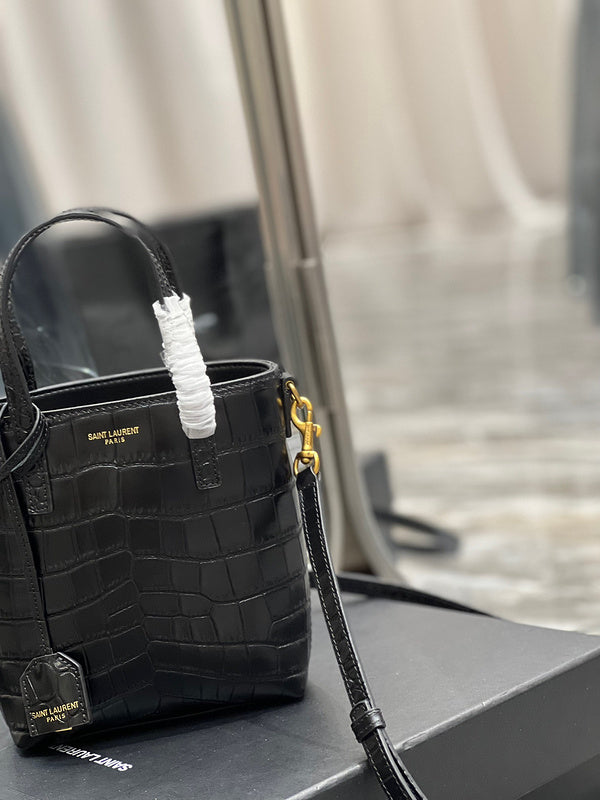 Amelia - YSL Bag - 3893