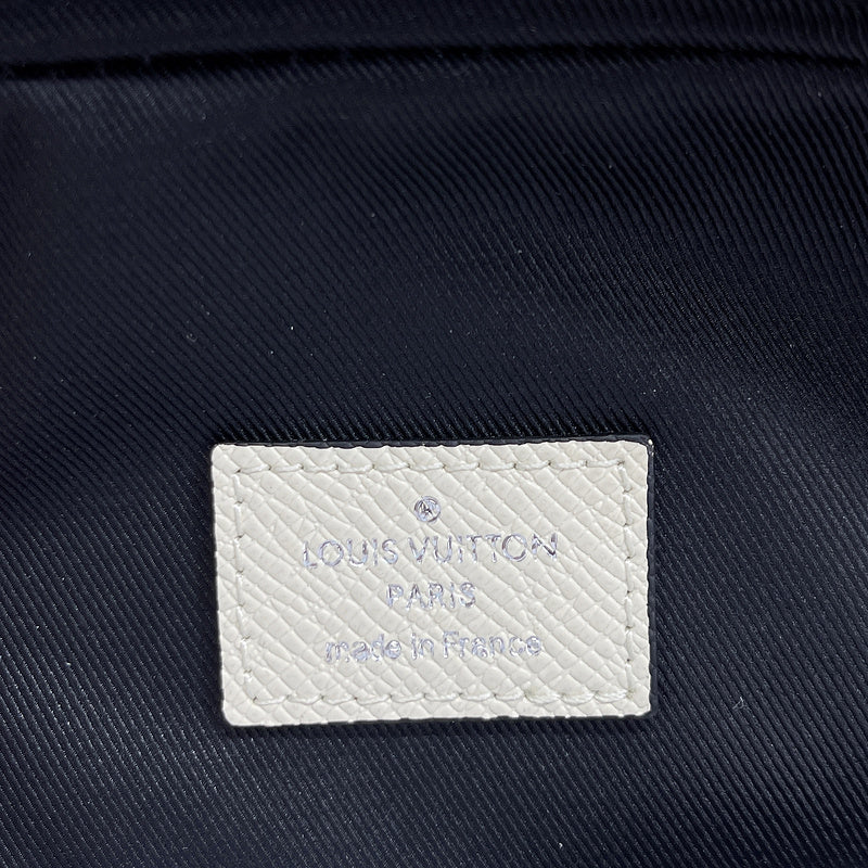 Fan Fashion Lu-Vi bags - 10223