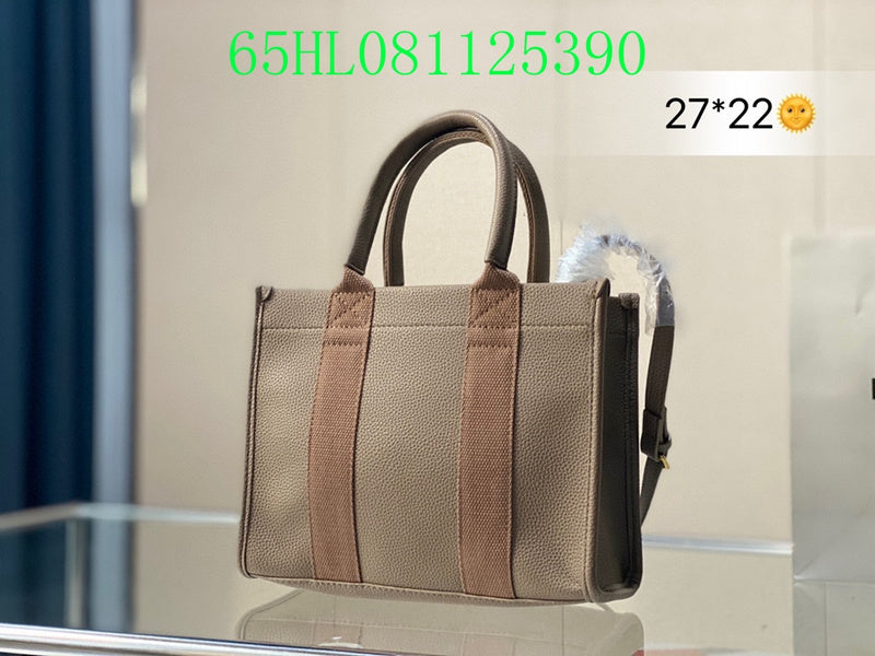 Amelia - BGA Bags - 1971