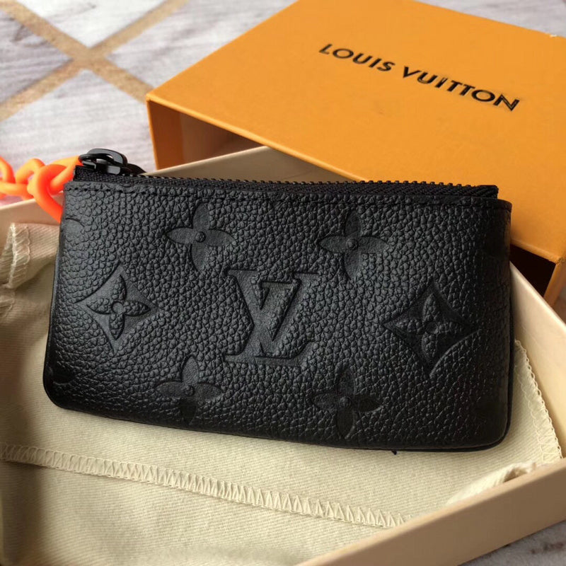Fan Fashion Lu-Vi bags - 9186