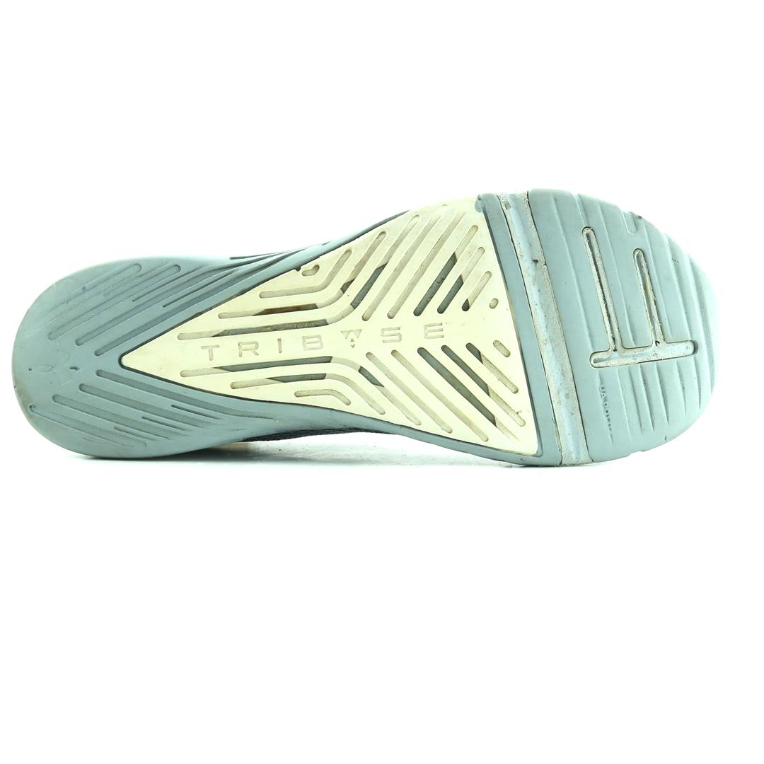 UNDER ARMOUR  TRIBASE REIGN 3