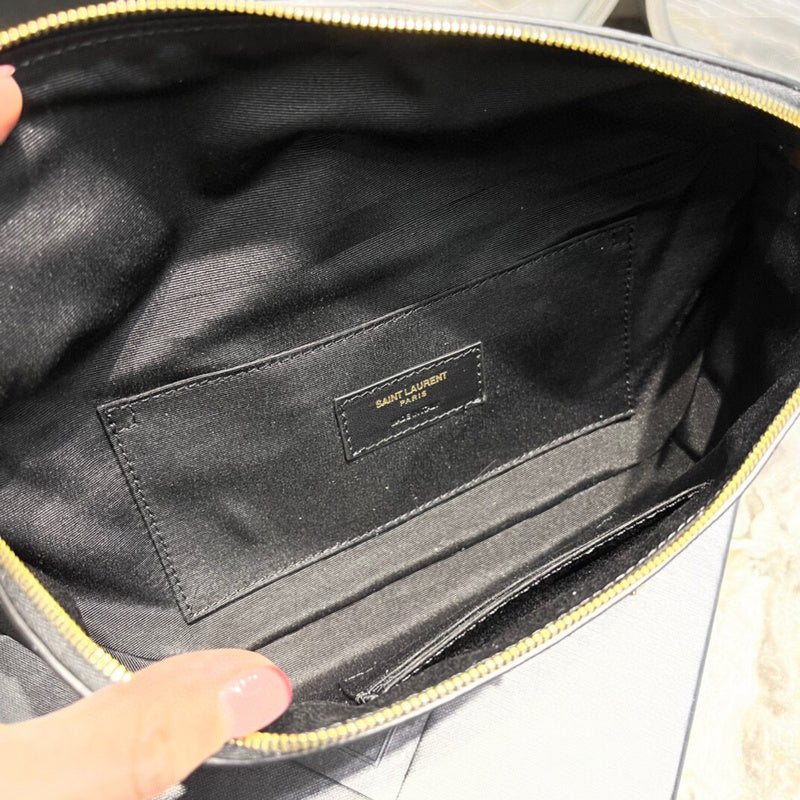Amelia - YSL Bag - 1445