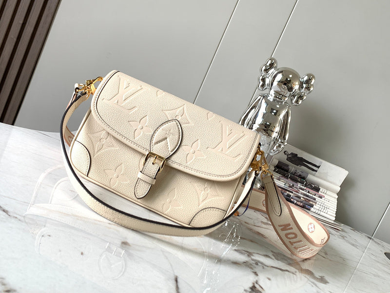 Amelia's Bag Gallery - LOV Bags - 1326