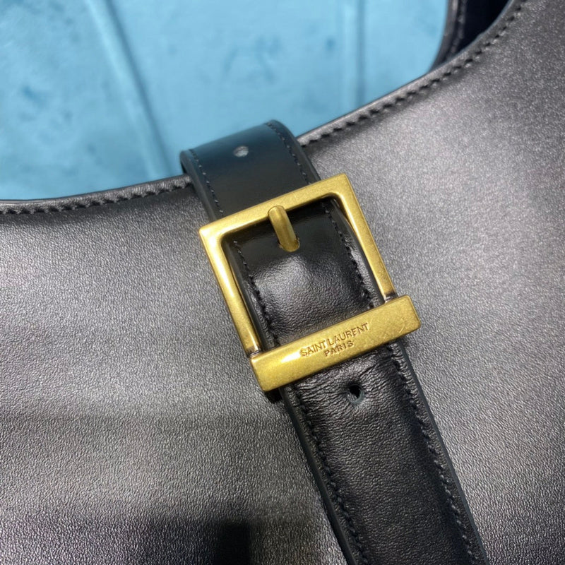 Amelia - YSL Bag - 2129