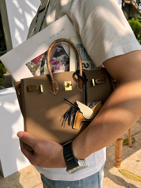Amelia - HMS Bags - 1601