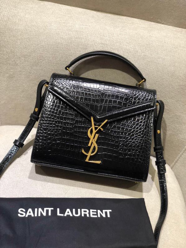 Amelia - YSL Bag - 3592