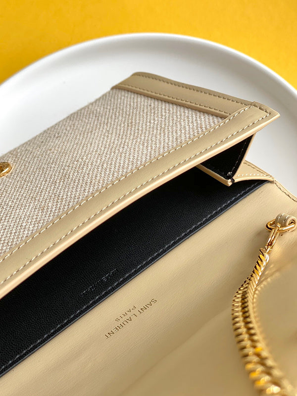 Amelia - YSL Bag - 4133