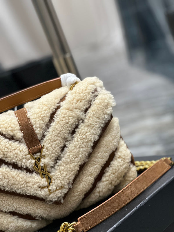 Amelia - YSL Bag - 3919
