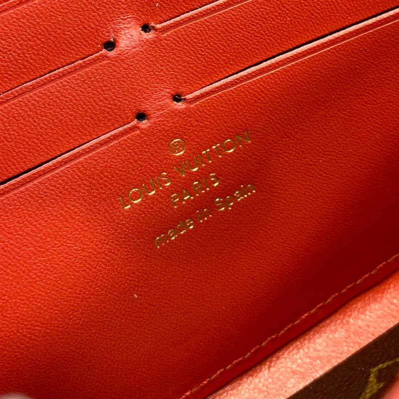 Fan Fashion Lu-Vi bags - 9180
