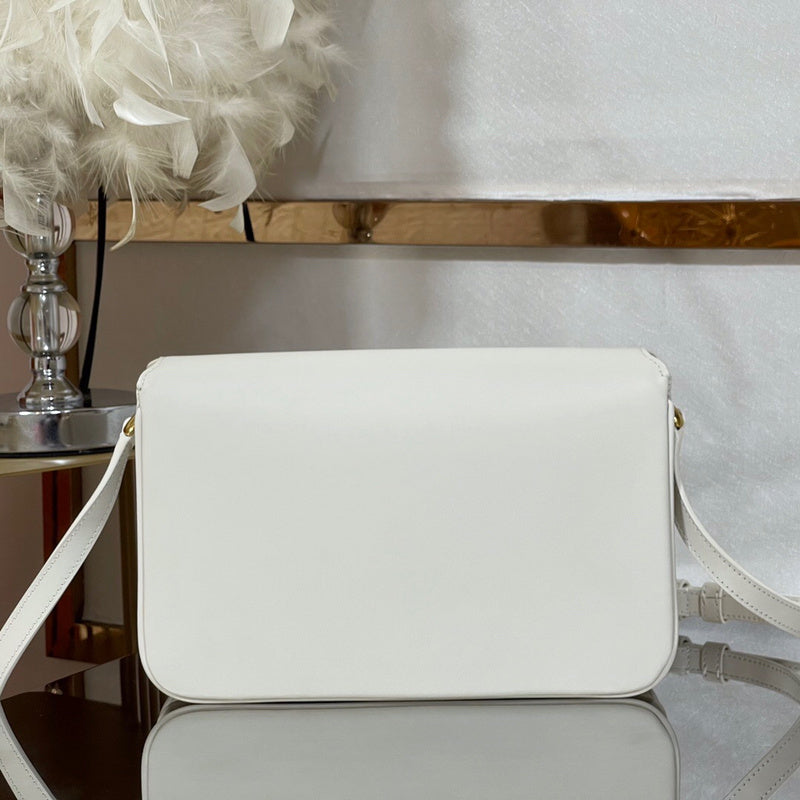 Amelia - YSL Bag - 3765