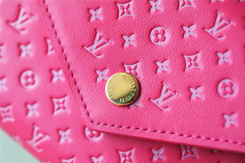 Fan Fashion Lu-Vi bags - 8737