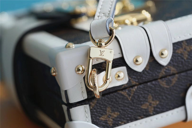 Fan Fashion Lu-Vi bags - 8206