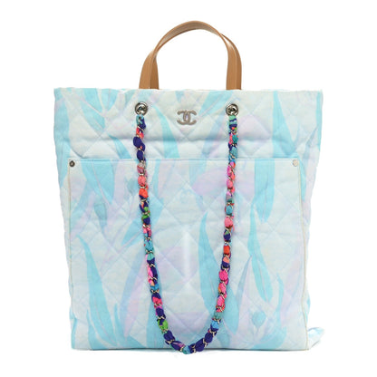 Amelia Canvas Quilted Jungle Jeans Tote White Multicolor