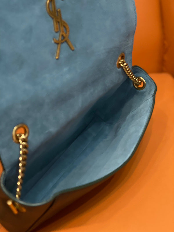 Amelia - YSL Bag - 2042