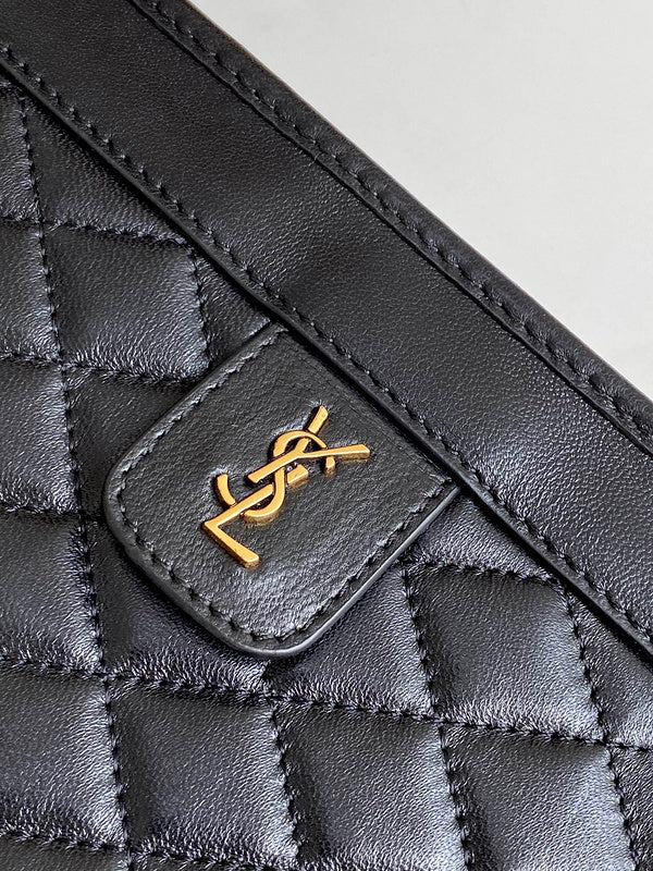 Amelia - YSL Bag - 4186