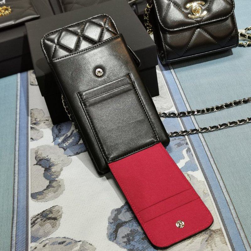 Wellow Bags - Chanel - Bags  - 095