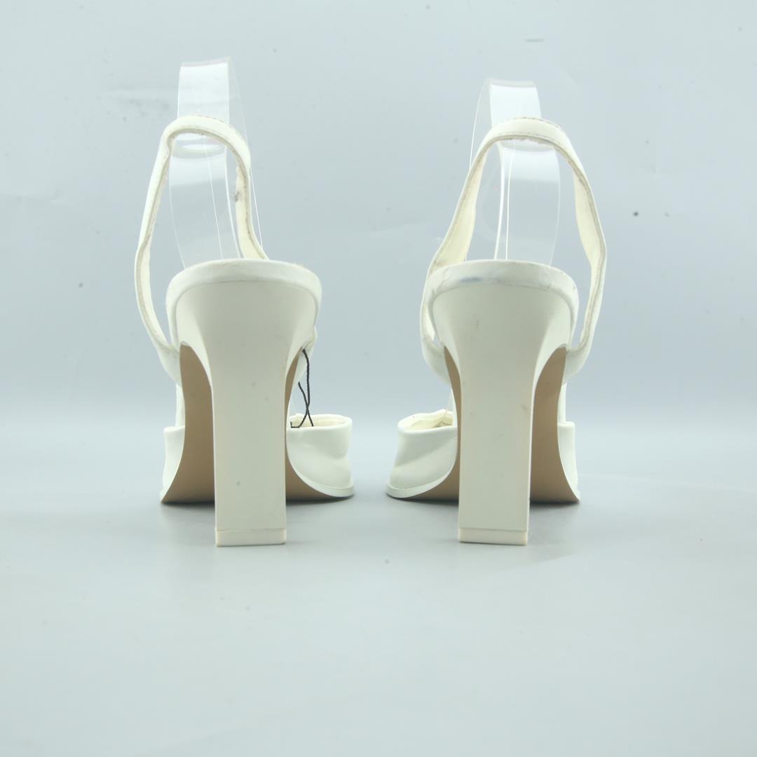 STRADIVARIUS .