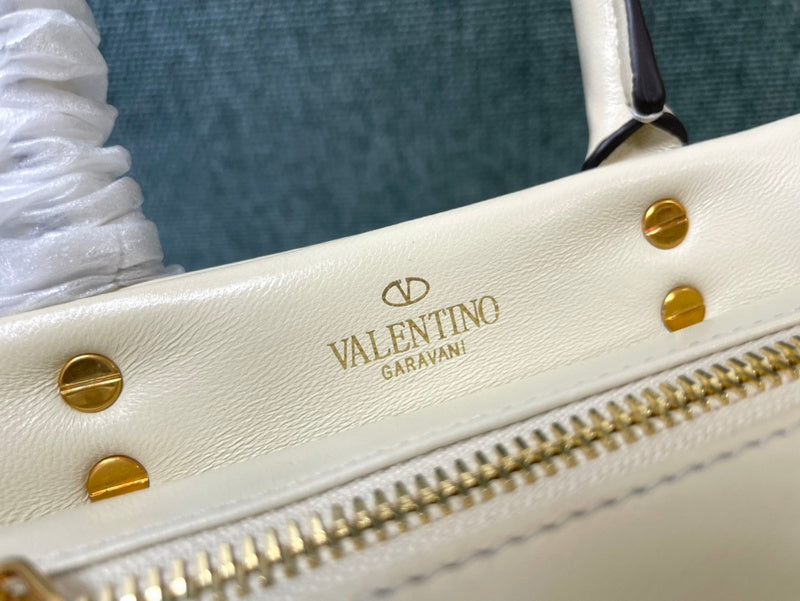 Amelia's Bag Gallery - VEL Bags - 662