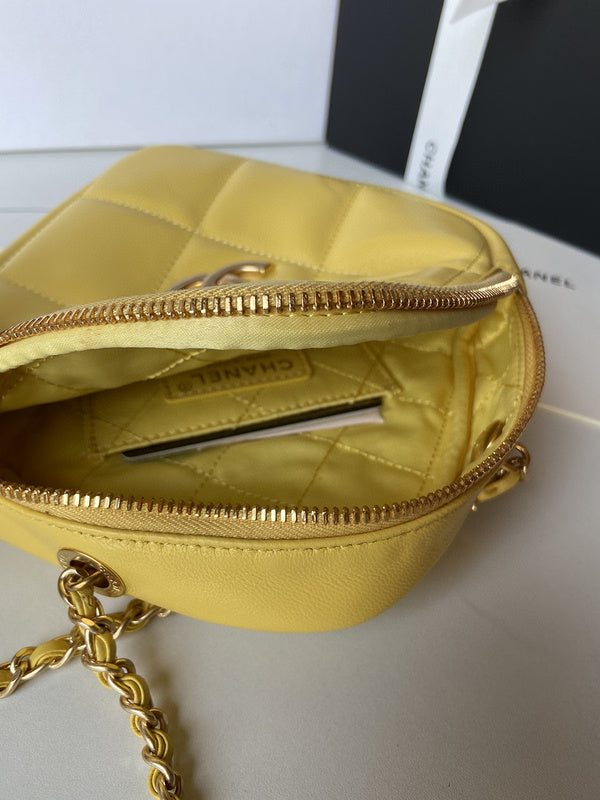 Wellow Bags - Chanel - Bags  - 322