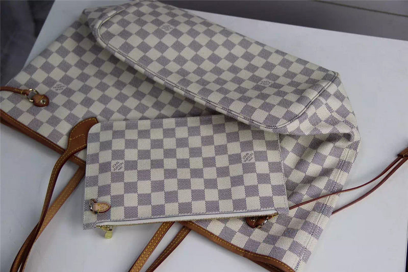 Fan Fashion Lu-Vi bags - 8100
