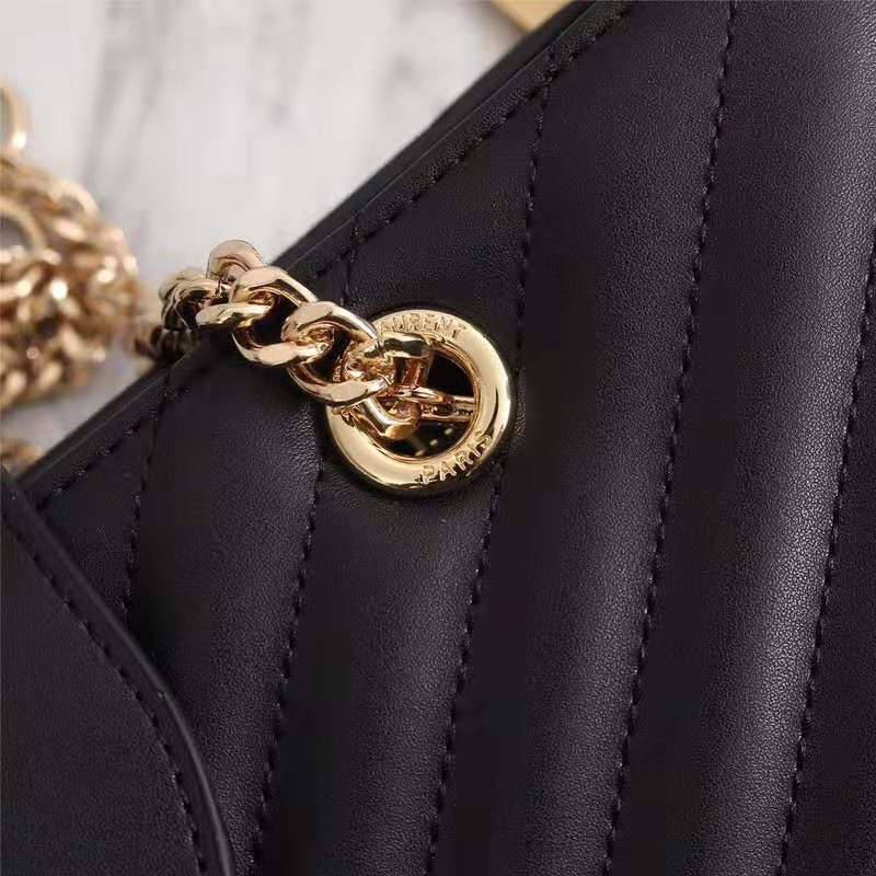 Amelia - YSL Bag - 2807