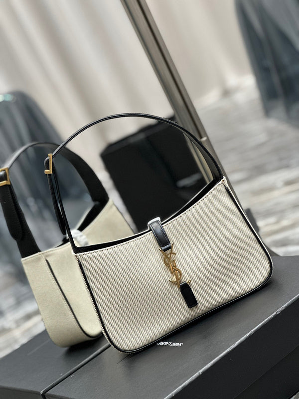 Amelia - YSL Bag - 3991