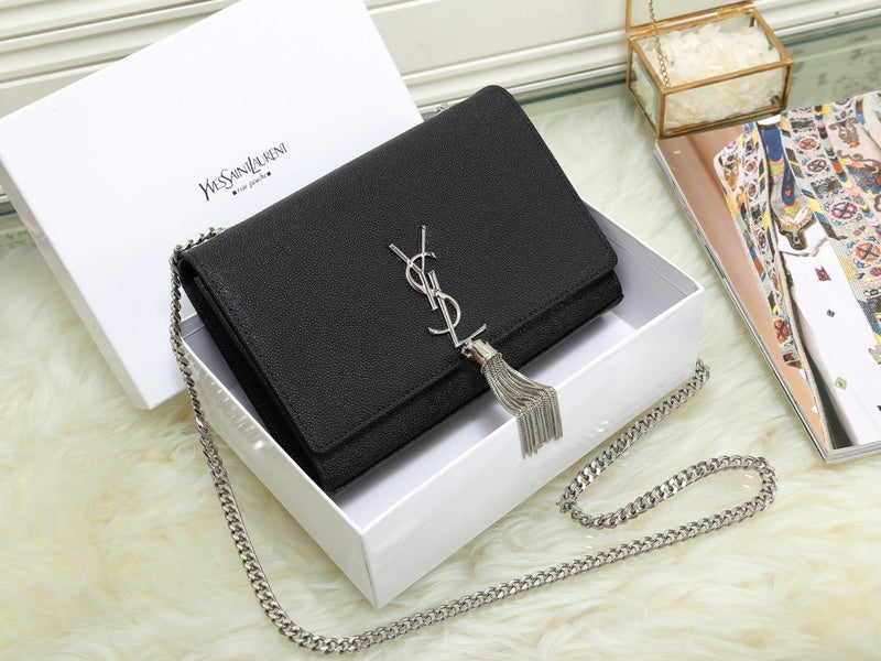 Amelia - YSL Bag - 3552