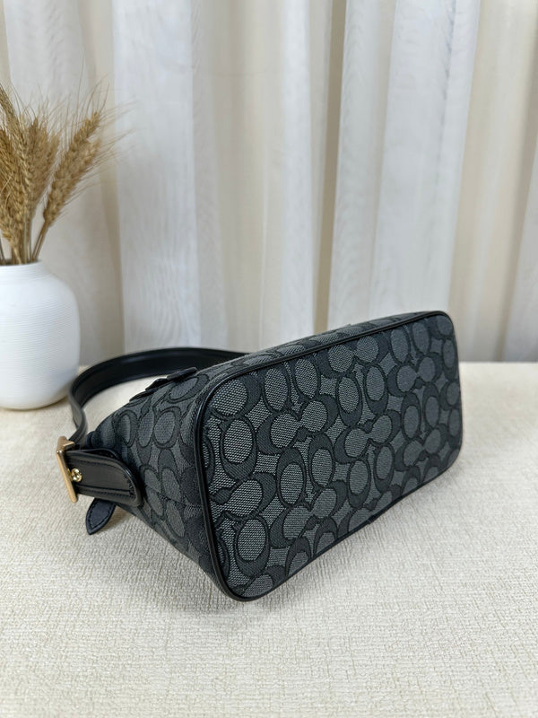 Amelia-i CAH Bags - 103
