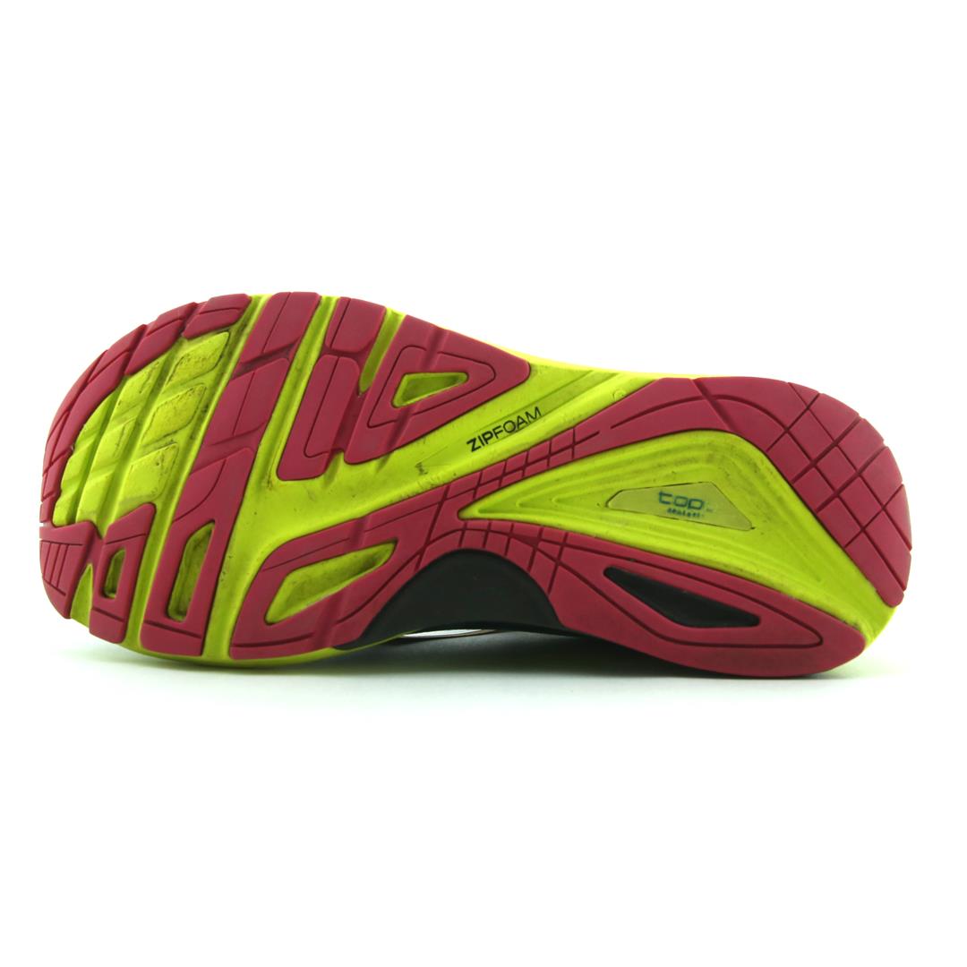 TOPO ATHLETIC ULTRAFLY 3