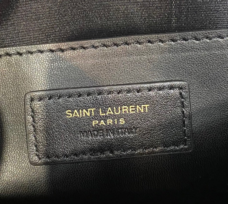 Amelia - YSL Bag - 2088