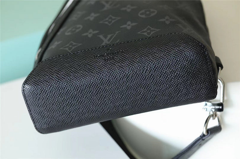 Fan Fashion Lu-Vi bags - 9954