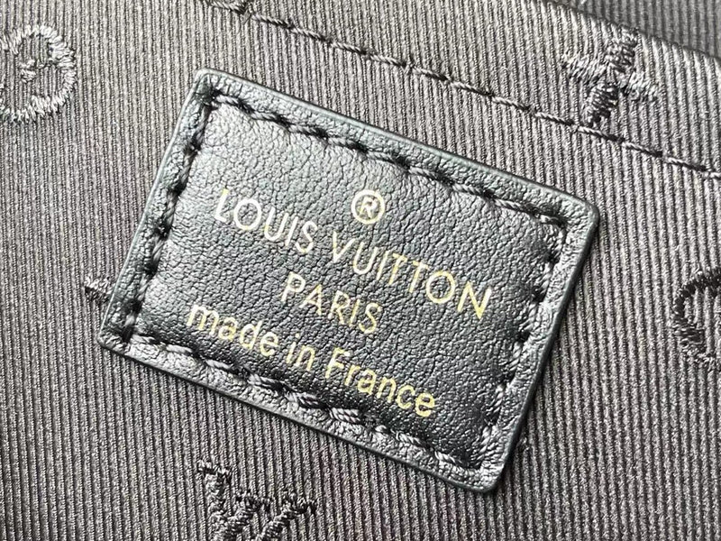 Fan Fashion Lu-Vi Bags - 16618