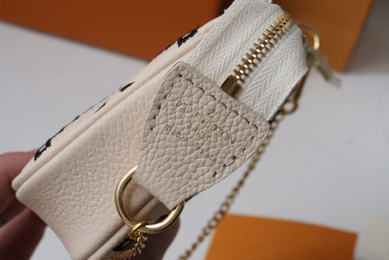 Amelia- LOV  Luxury  Wallets - 632