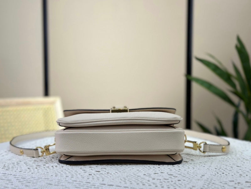 Amelia - LOV Lady Bags - 021