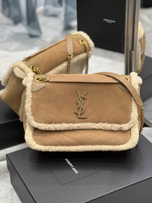 Amelia - YSL Bag - 3924