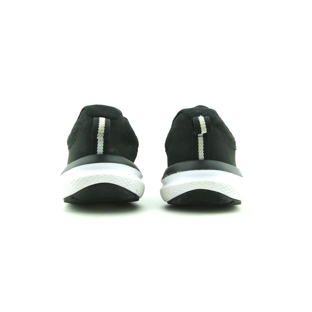 UNDER ARMOUR CHARGED ASSERT 10