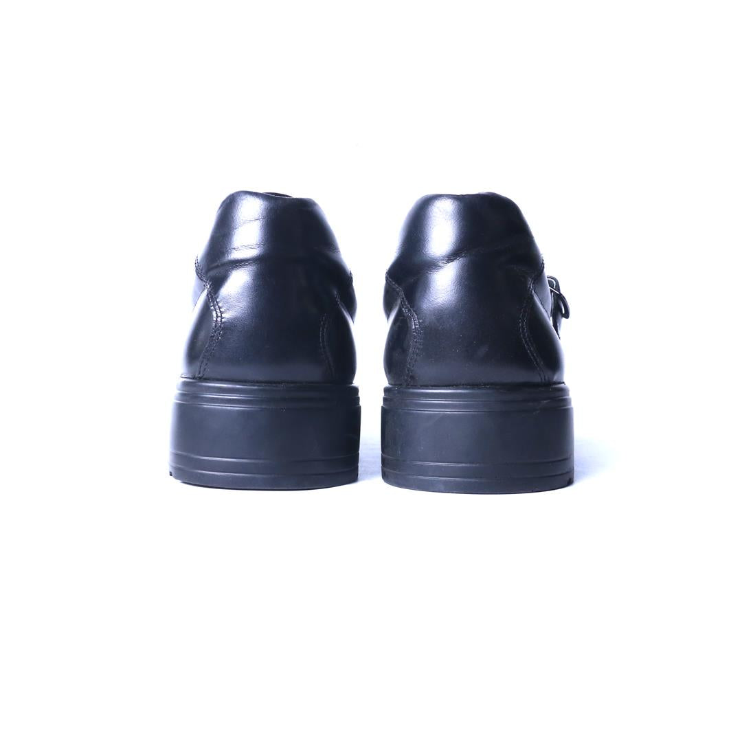 CLARKS .