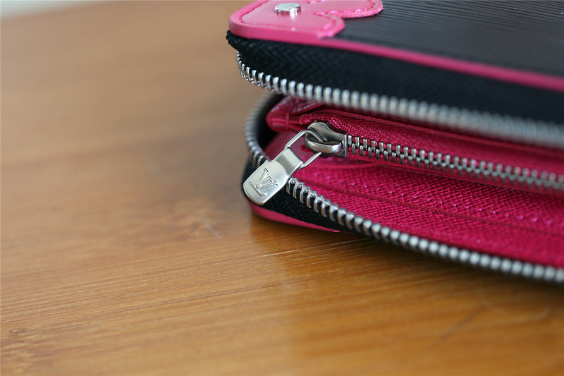 Fan Fashion Lu-Vi bags - 9405