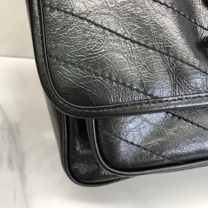Amelia - YSL Bag - 4050