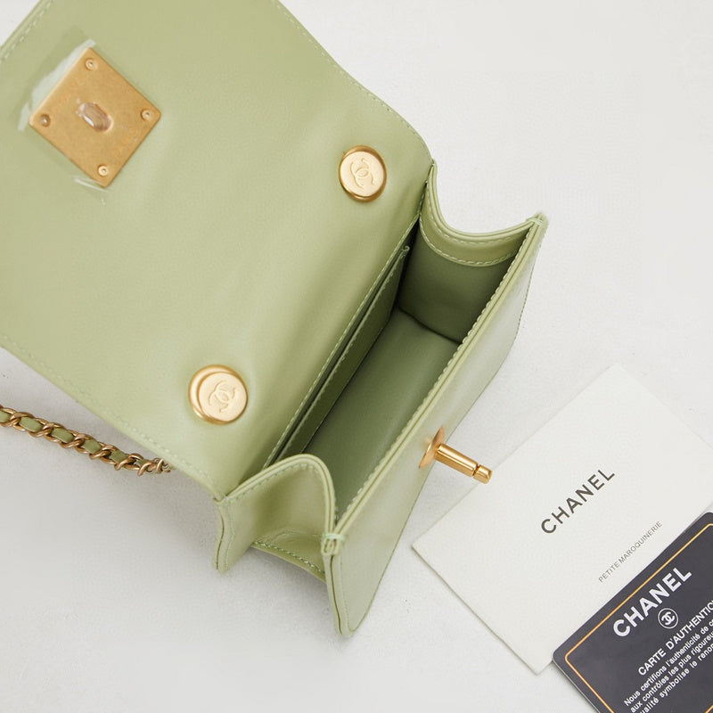 Wellow Bags - Chanel - Bags  - 541