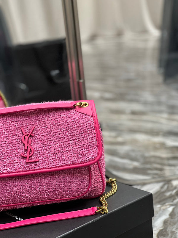 Amelia - YSL Bag - 4222