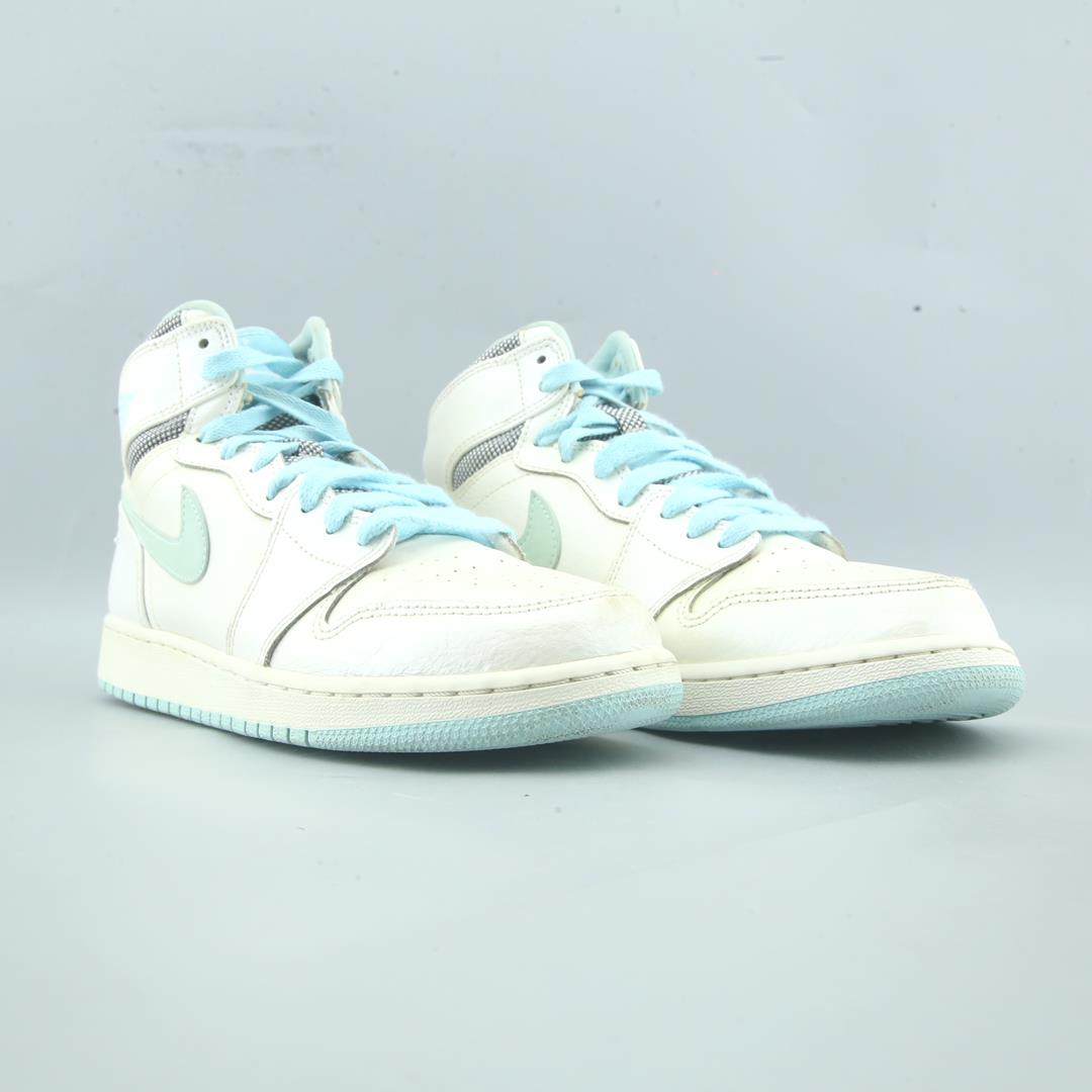 JORDAN 1 RETRO HIGH