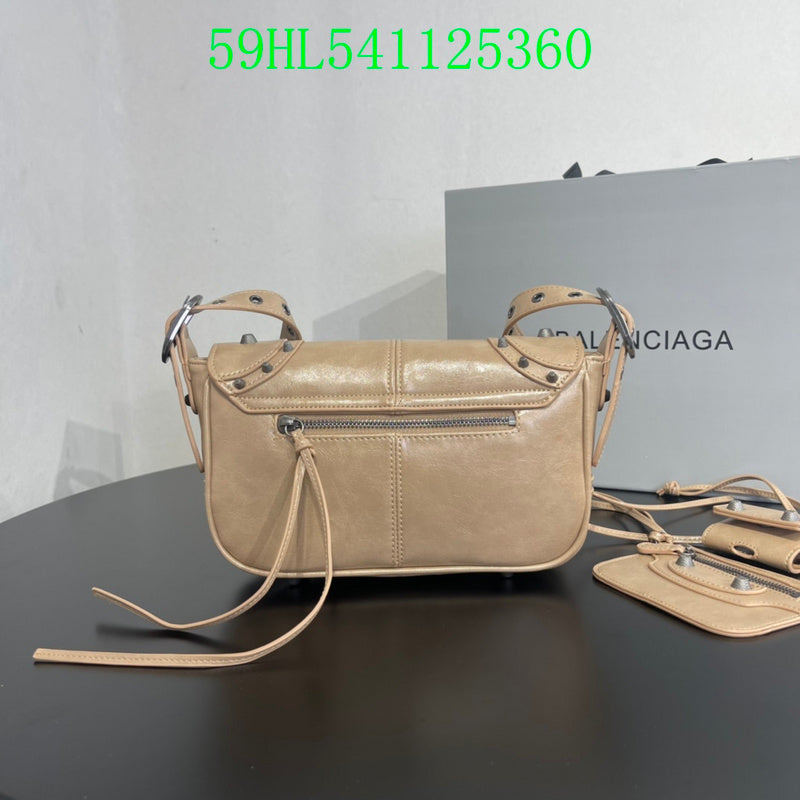 Amelia - BGA Bags - 1970