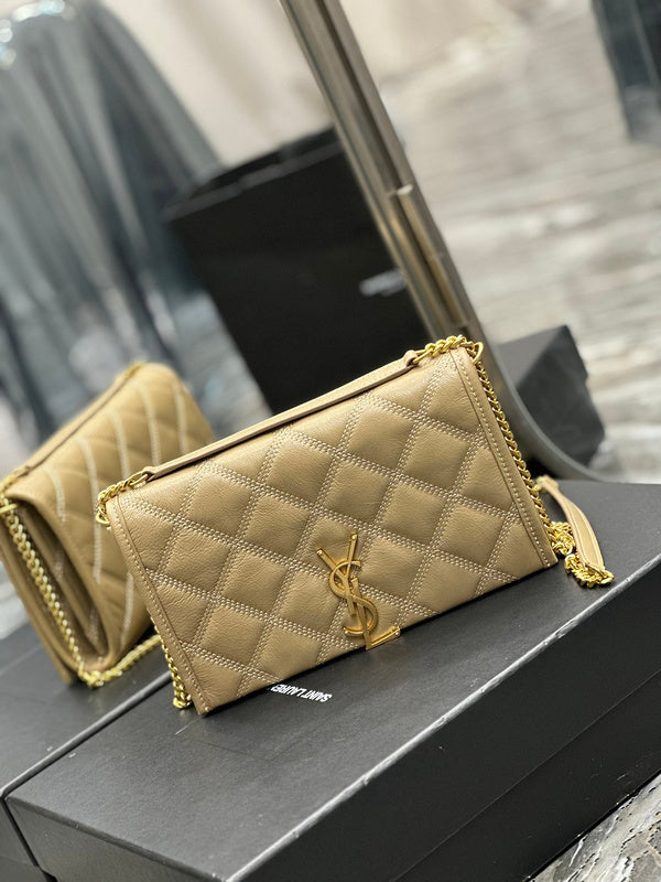 Amelia - YSL Bag - 2465