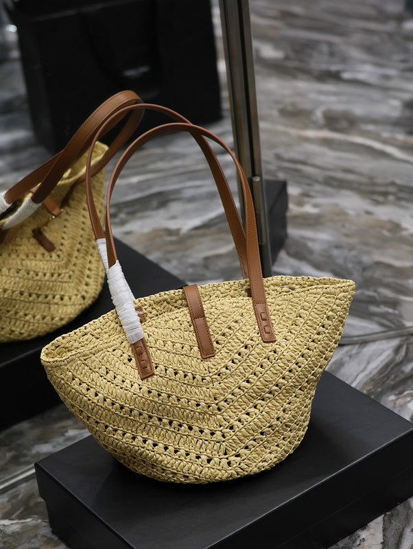 Amelia - YSL Bag - 1822