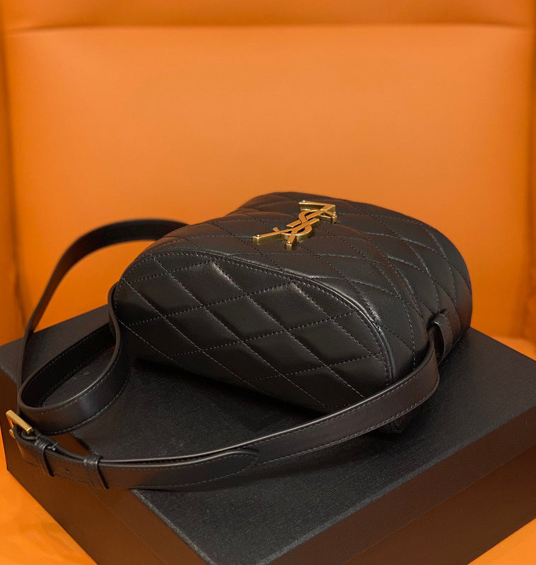 Amelia - YSL Bag - 2058
