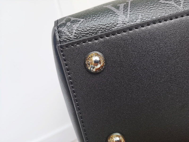 Fan Fashion Lu-Vi bags - 17758