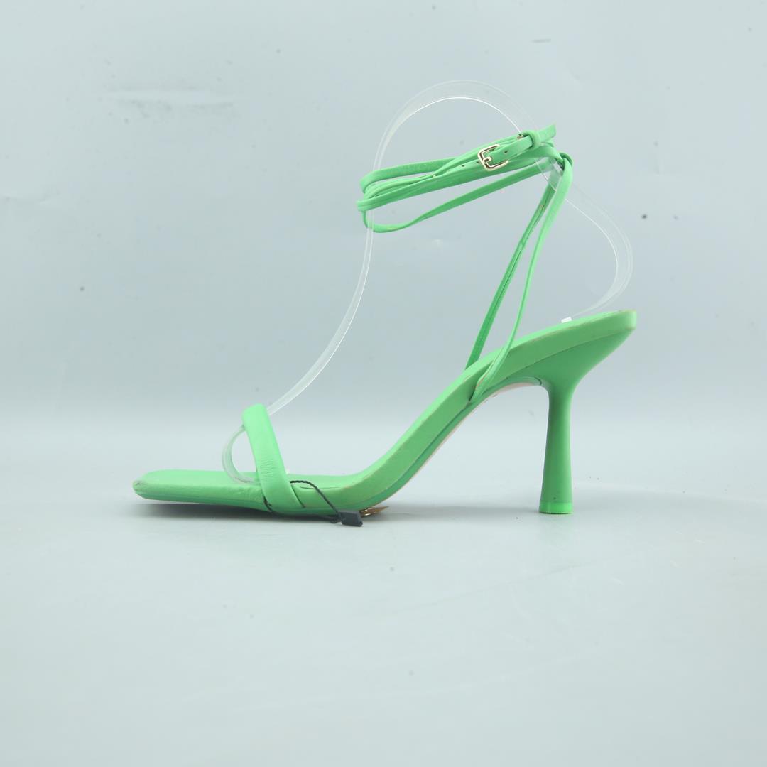 ZARA. .